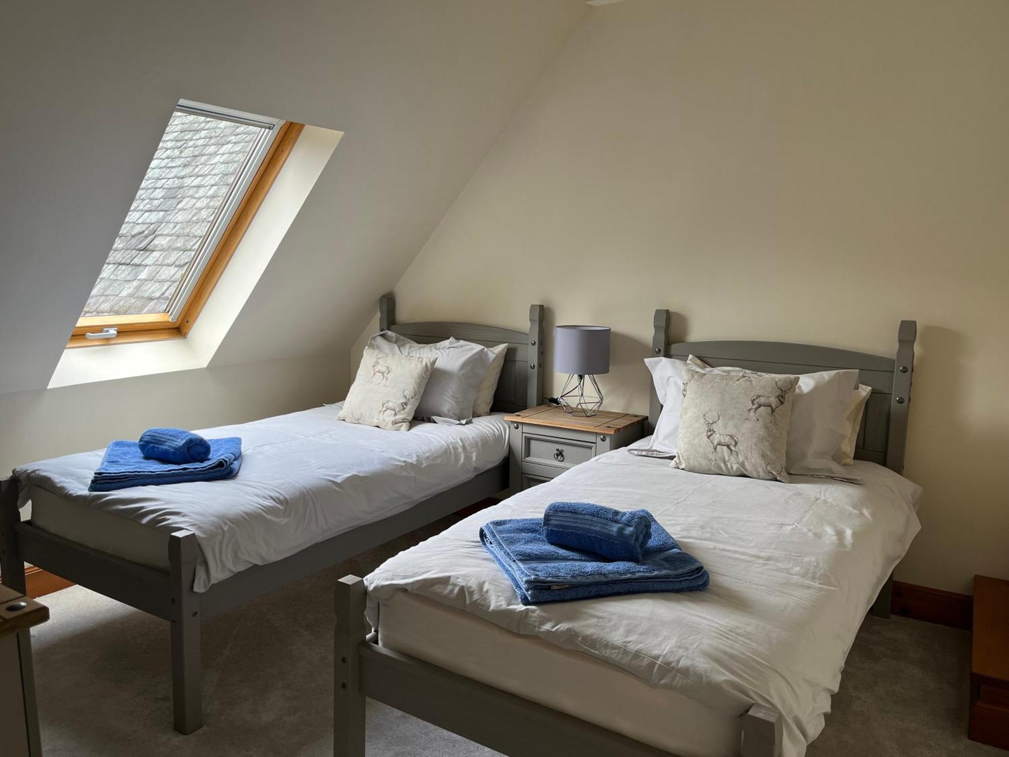Lairds And Keepers Apartments Дънкелд Екстериор снимка